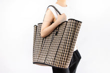 Cargar imagen en el visor de la galería, Tote Bag - Tropez Roma-monoccino