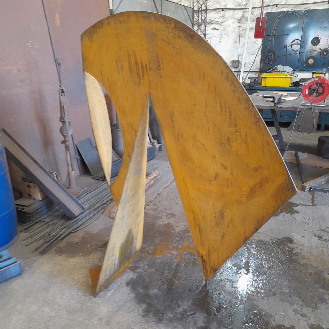 Pablo Pi Escultura Acero - 12000 usd-monoccino