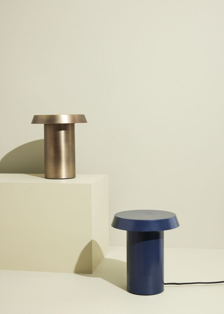 Lampara de mesa Keen